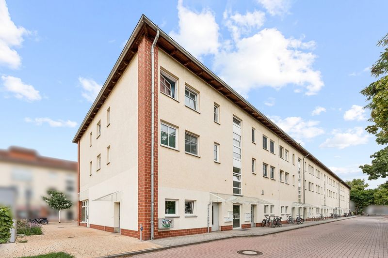 4 % Rendite – vermietete 2-Zimmer-Wohnung mit Stellplatz in zentraler Lage von Velten
